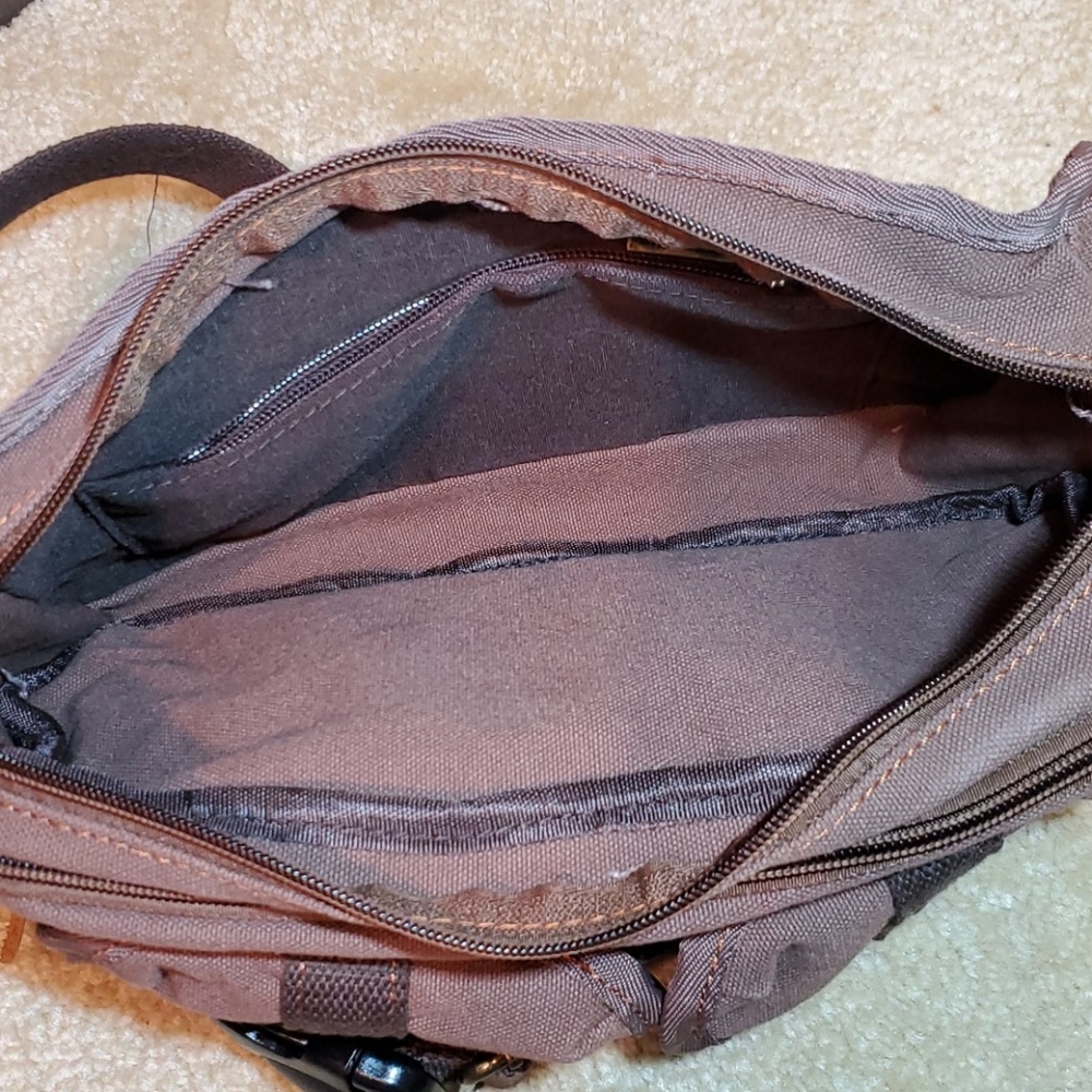 Guang Tong Brown Canvas Hiking Fanny-Pack - Picture 6 of 8